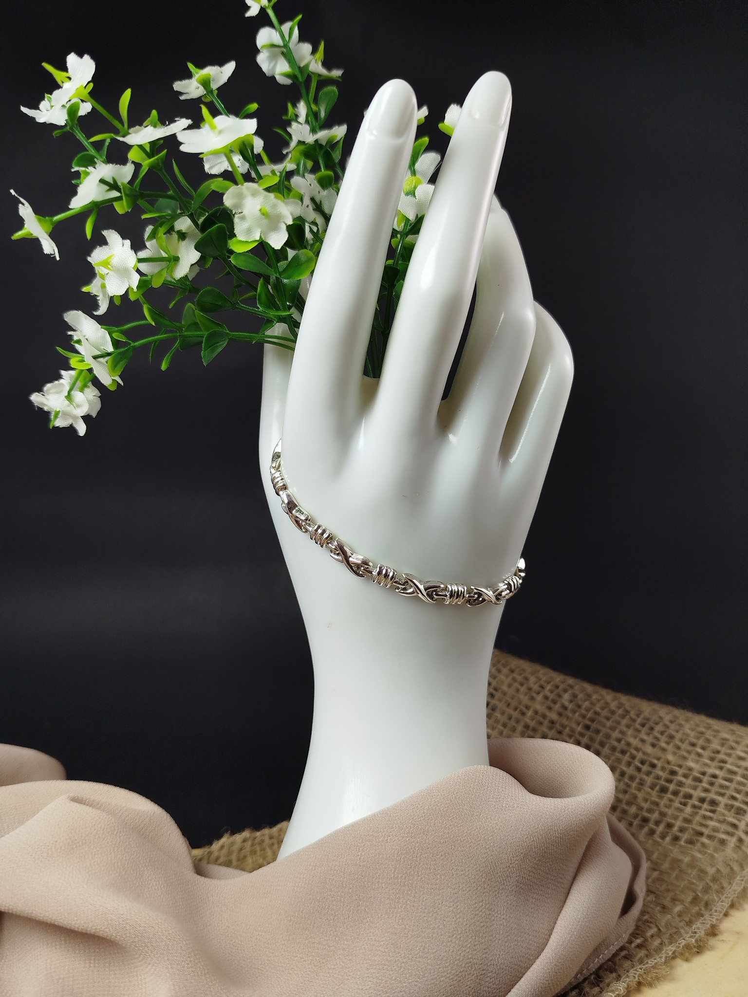 Pulsera de Plata 950 para Dama con Trenzado Tipo Alambre de Púas Grueso – 8.8 g - Image 2