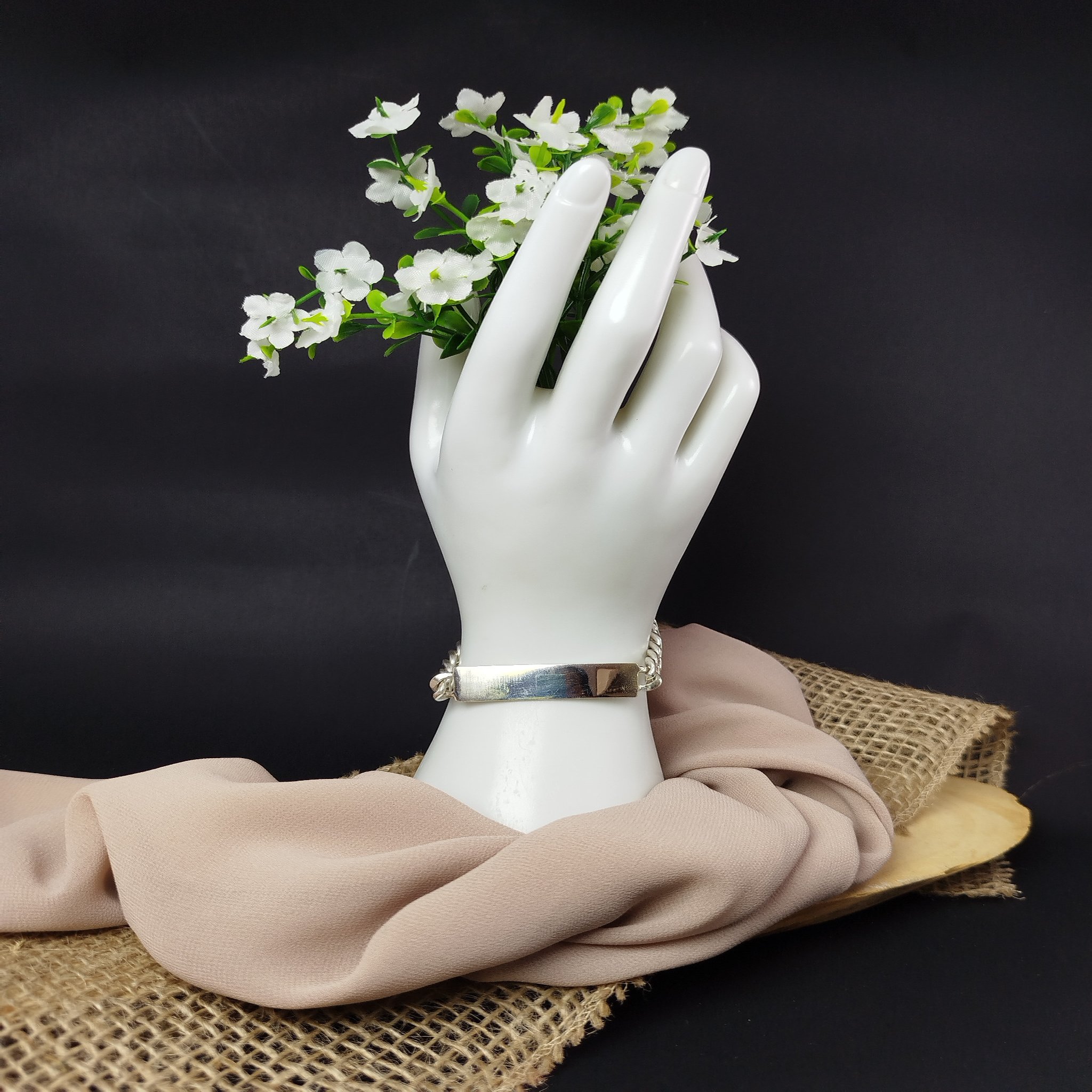 Pulsera Cubana Gruesa con Placa en Plata 950 – 27.49 g (Caballero) - Image 3