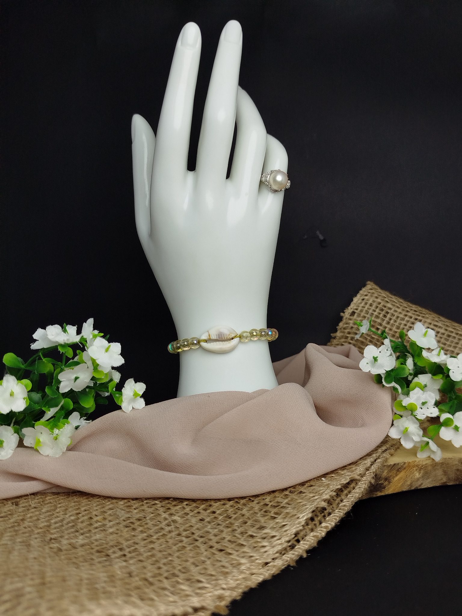 Anillo en Platino 900 con Perla de 11 mm y 6 Diamantes (0.20 ct) – 6.1 g / Talla 4.75 - Image 3