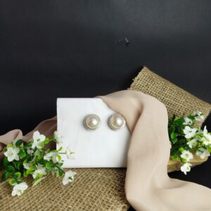 Aretes en Platino 900 con Perlas de 16 mm y Diamantes 0.88 ct – 15.3 g