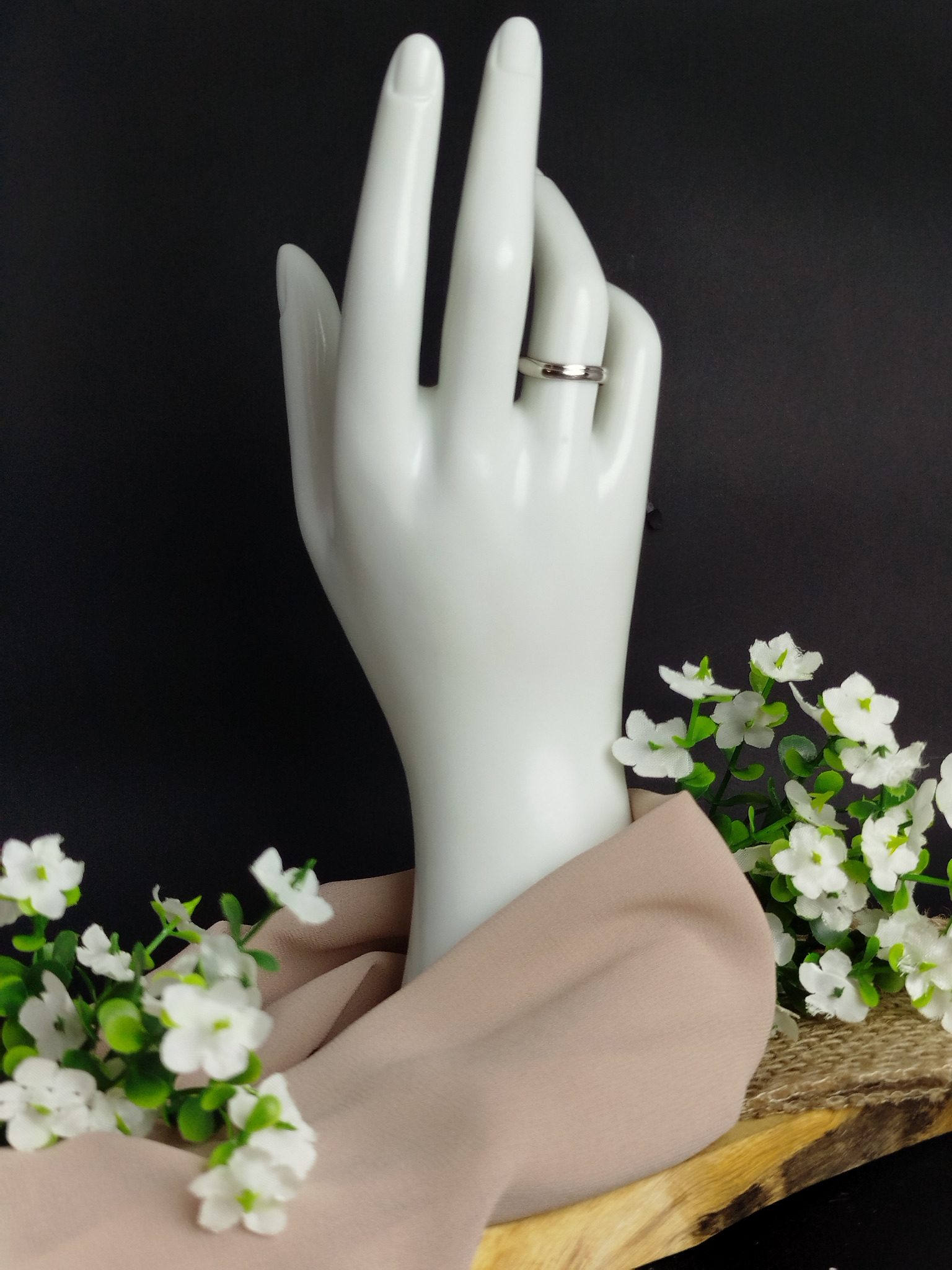 Anillo en Platino 1000 con Diseño Ondulado – 4.88 g / Talla 6.25 / Pureza Total - Image 4