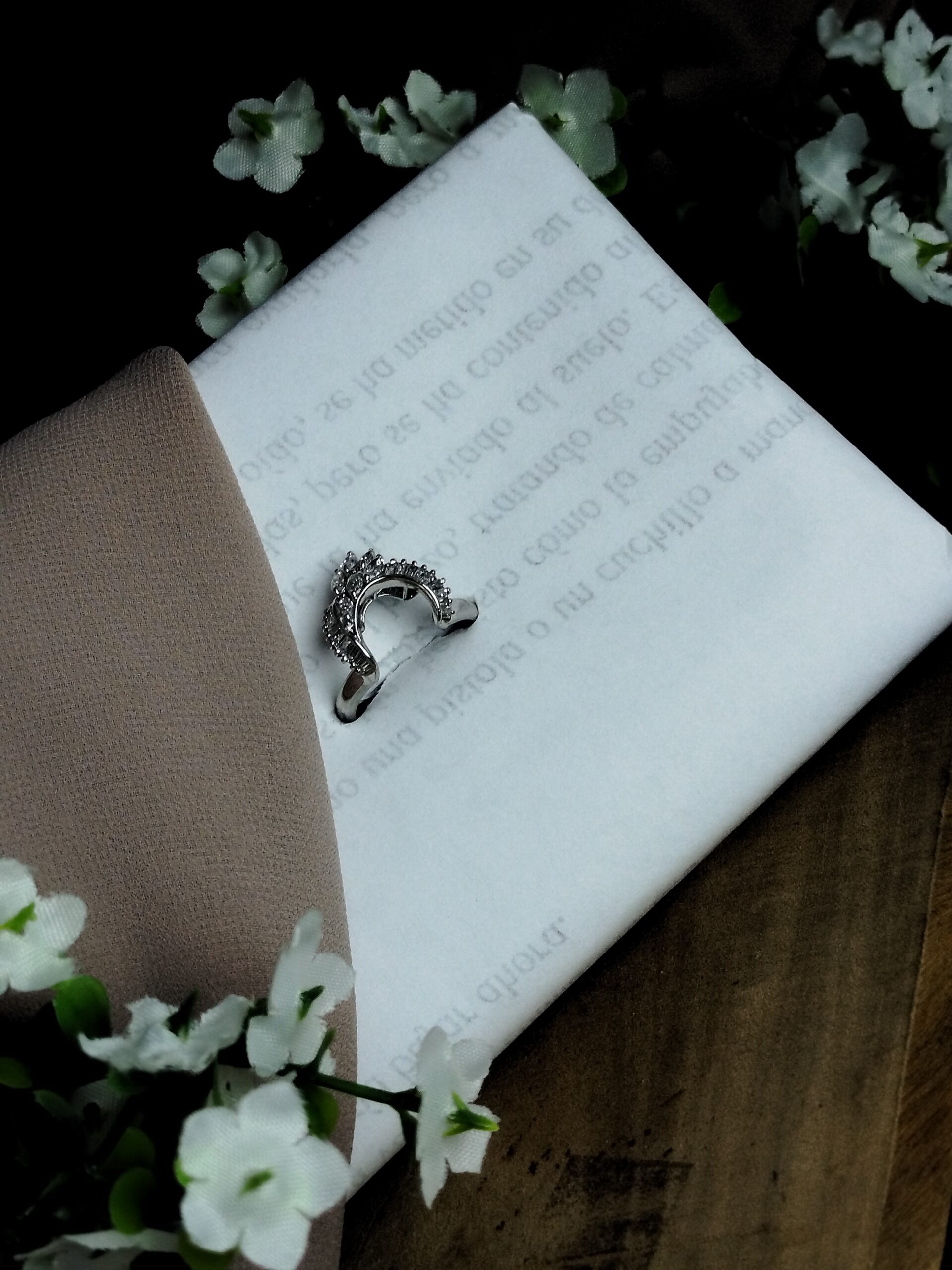 Anillo en Platino 900 con 23 Diamantes (0.73 ct VVS2–SI1) – 6.44 g / Talla 7