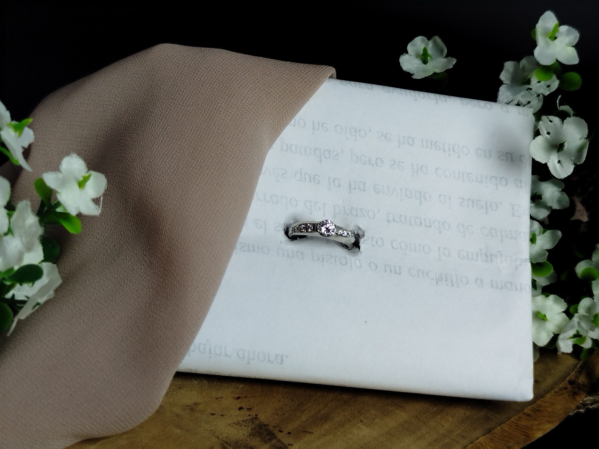 Anillo Unisex en Platino 900 con Diamantes 1.14 ct Totales – Color G / Claridad VS2 / Talla 4.5 - Image 2