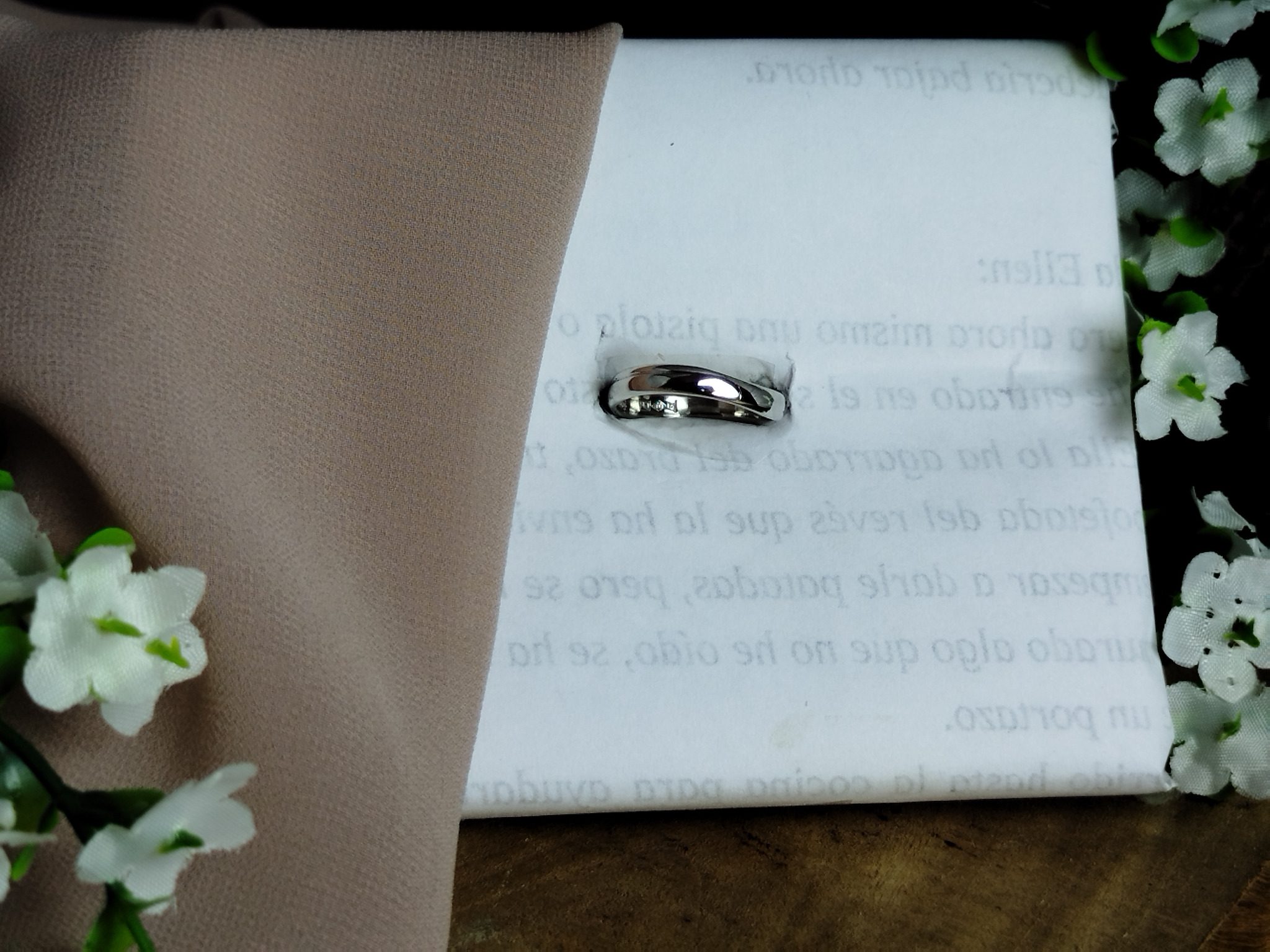 Anillo en Platino 1000 con Diseño Ondulado – 4.88 g / Talla 6.25 / Pureza Total - Image 2