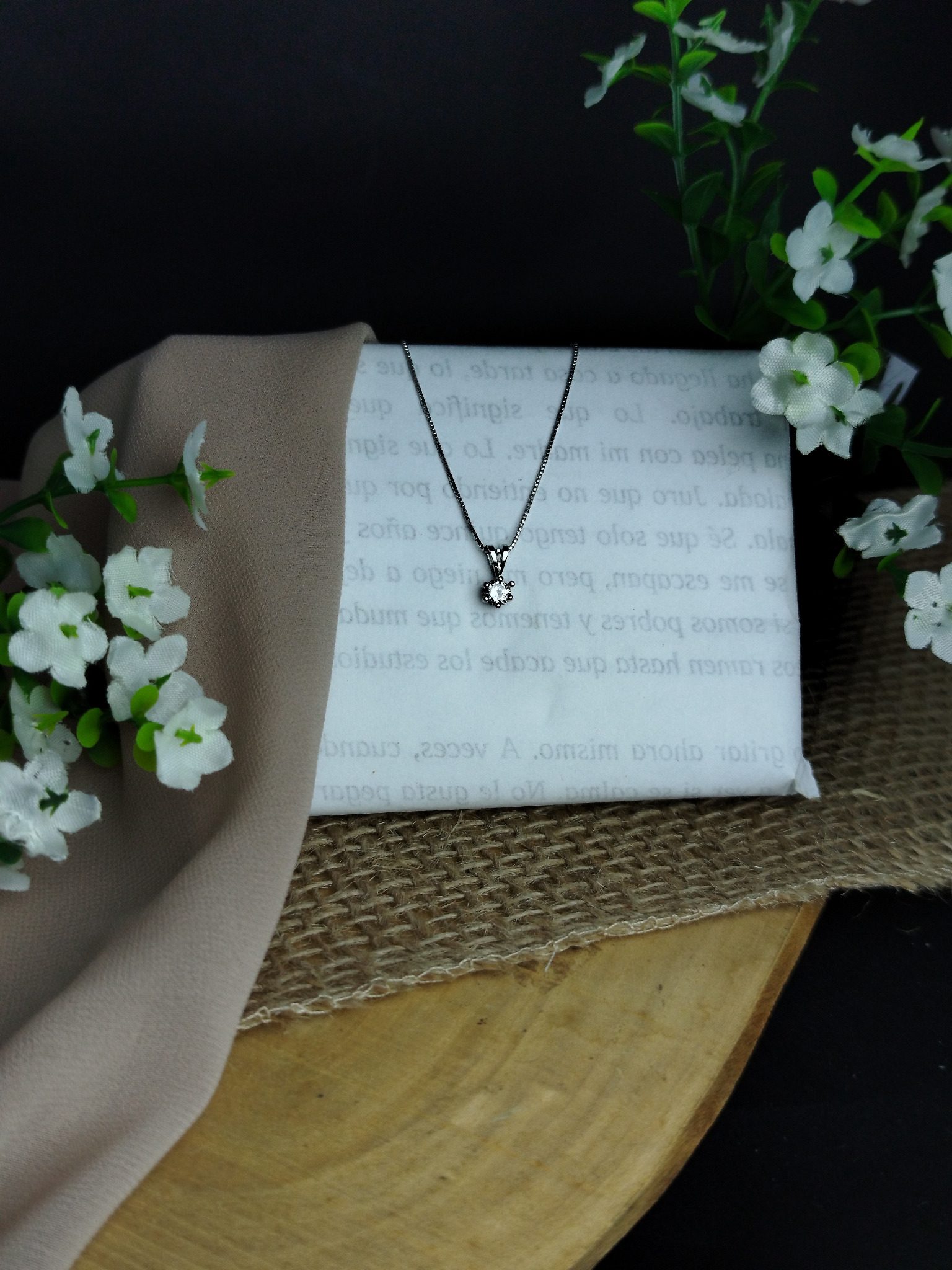 Cadena y Dije en Platino 900 con Diamante 0.50 ct – 3 g / 38 cm / Dama - Image 5