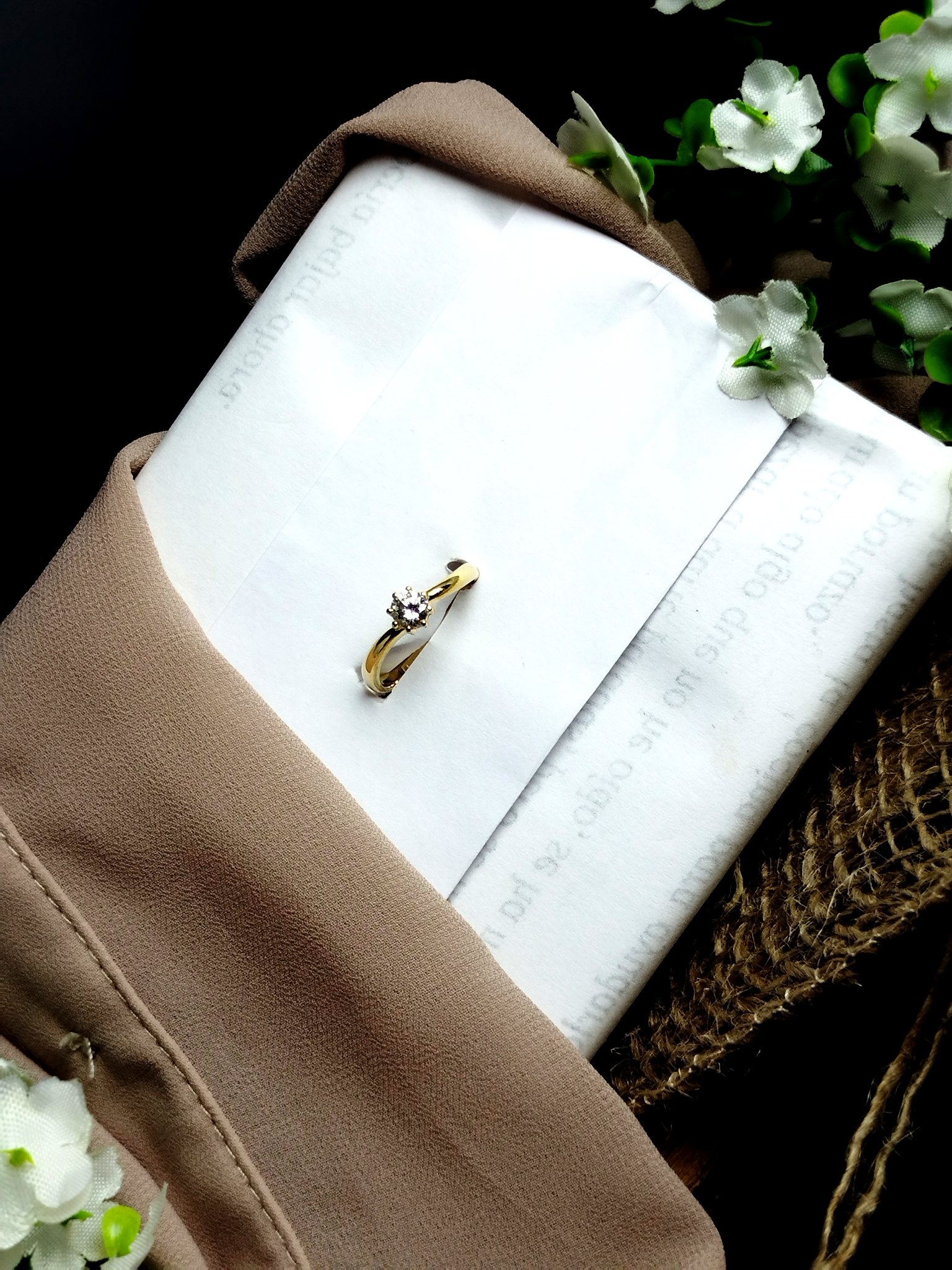 Anillo en Oro 18K con Diamante 0.33 ct – 2 g / Talla 5.5 / Dama - Image 2