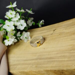 Anillo de Plata 950 con Trenzado Cuádruple y Detalle en Oro en Forma de X – 2.94 g (Talla 7)