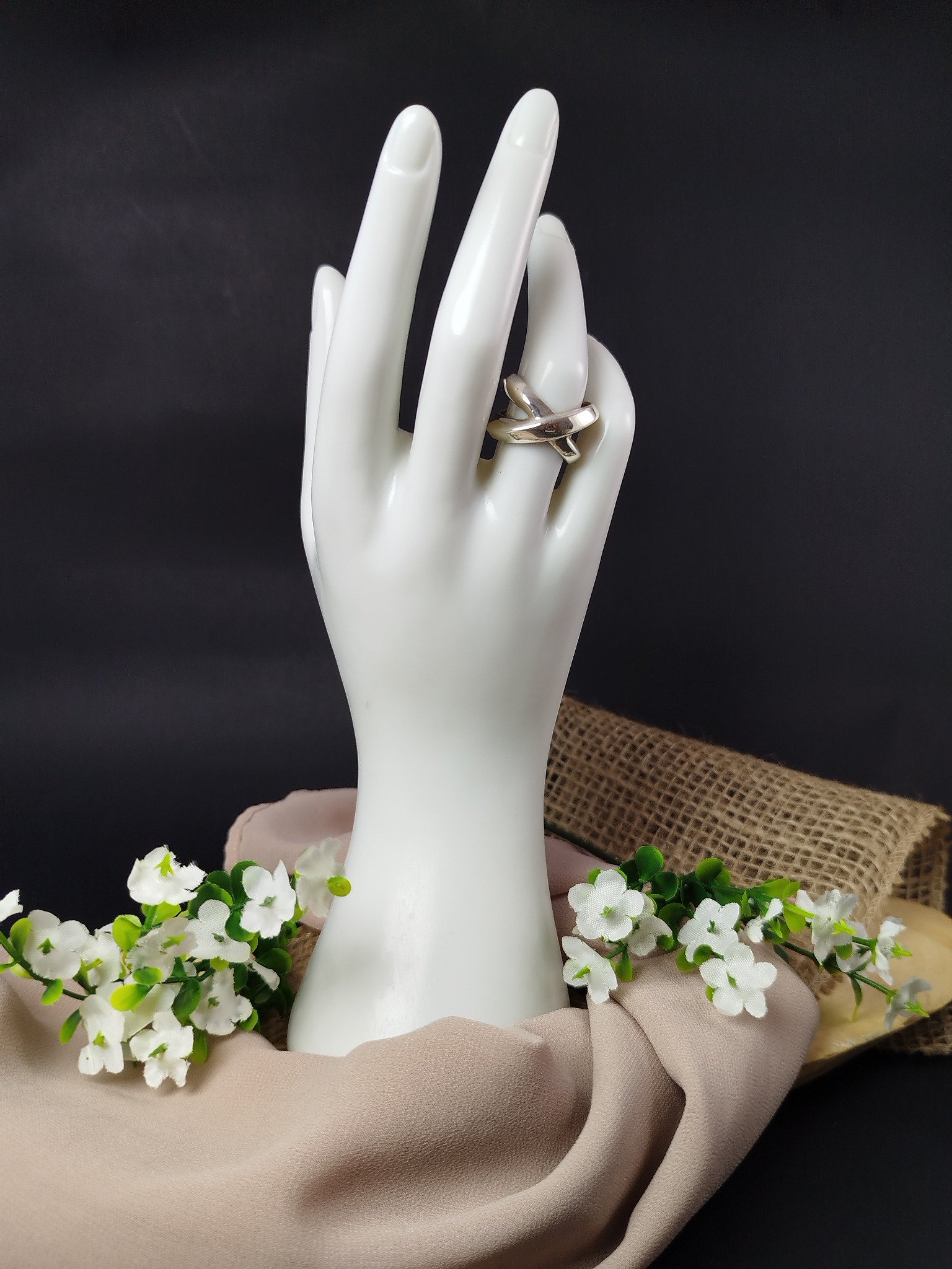 Anillo de Plata 950 para Dama con Diseño en X – 5.57 g (Talla 7) - Image 2